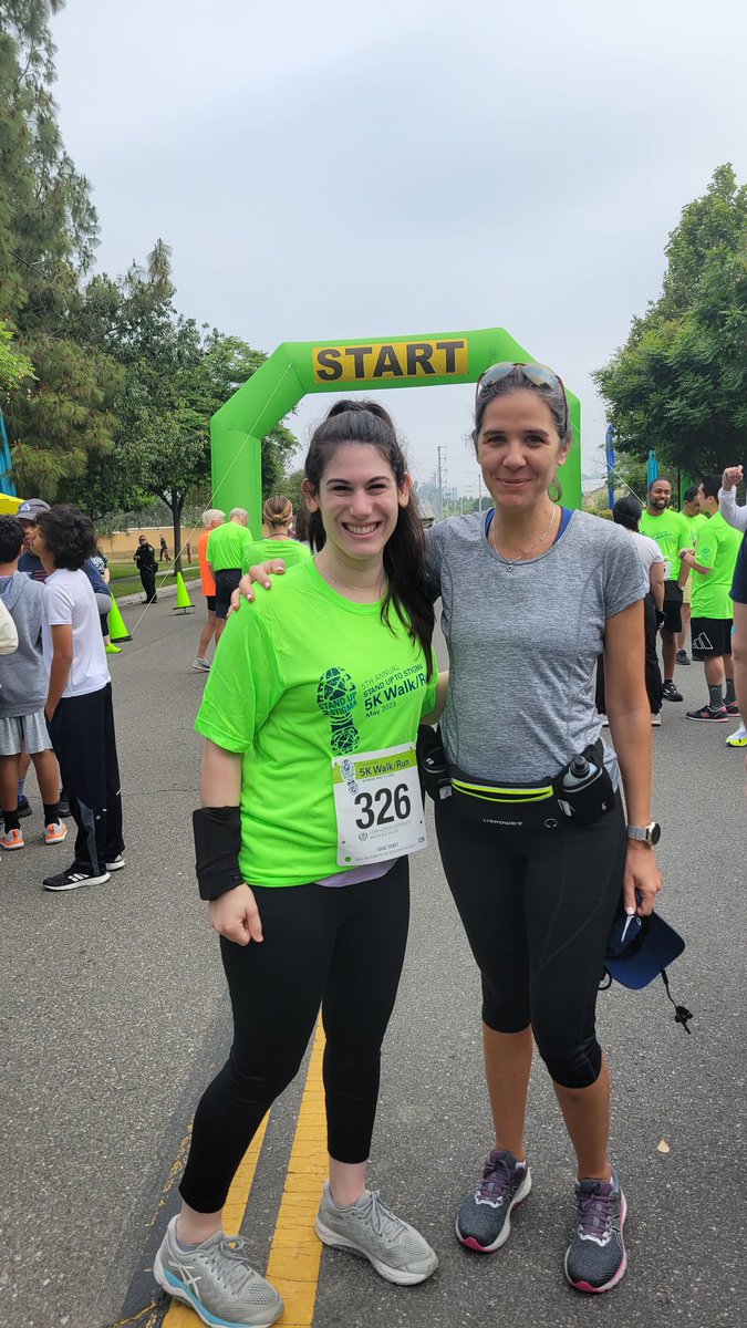 MayaBoustani's tweet photo. Running to #reducethestigma against mental health. Always happy to have my family and students join me ❤️ @LLUHealth @LLUMedCenter @LLUSBH #standuptostigma https://t.co/amDQF72kmW