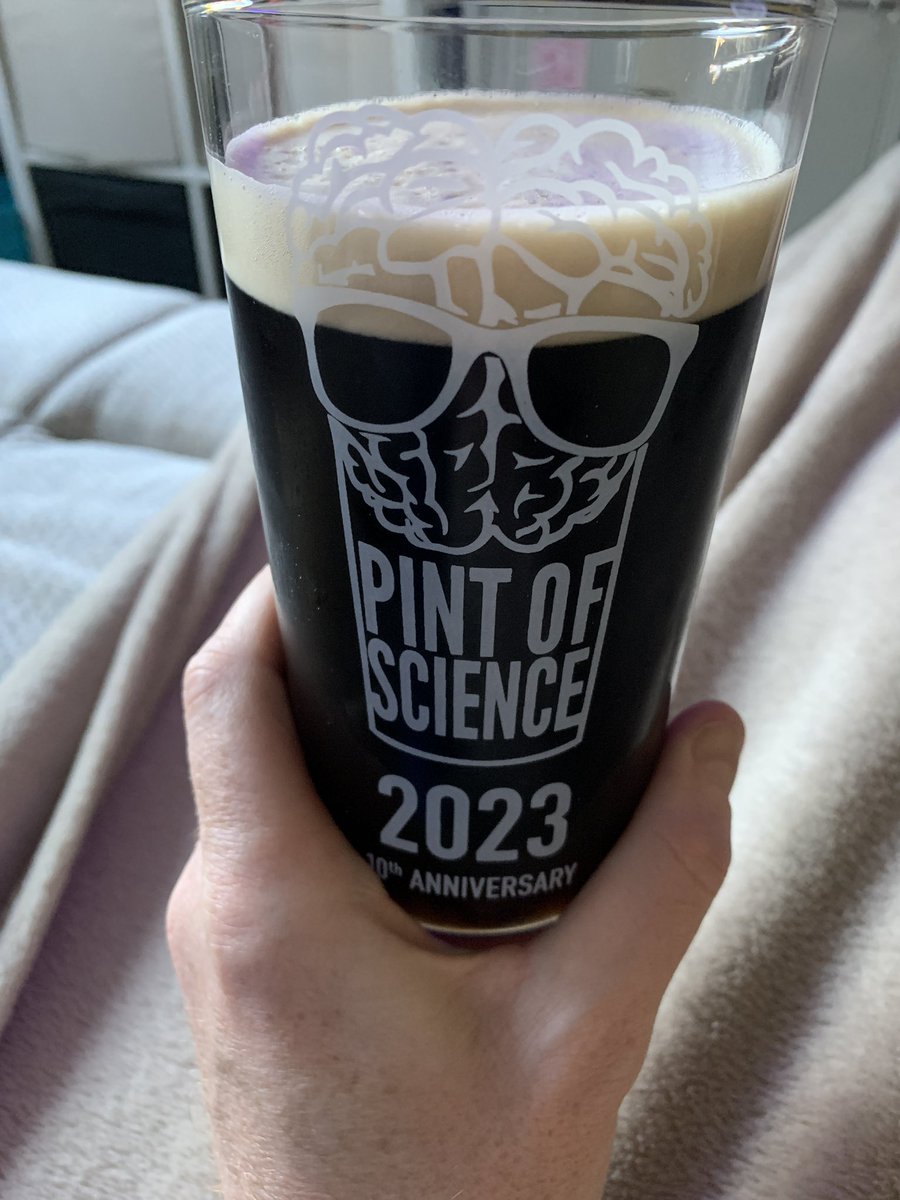 @evelyn_telfer @pintofscience @edinfertility The day after the night before! Raising my new @pintofscience glass to the team who organised the event 👍🏻