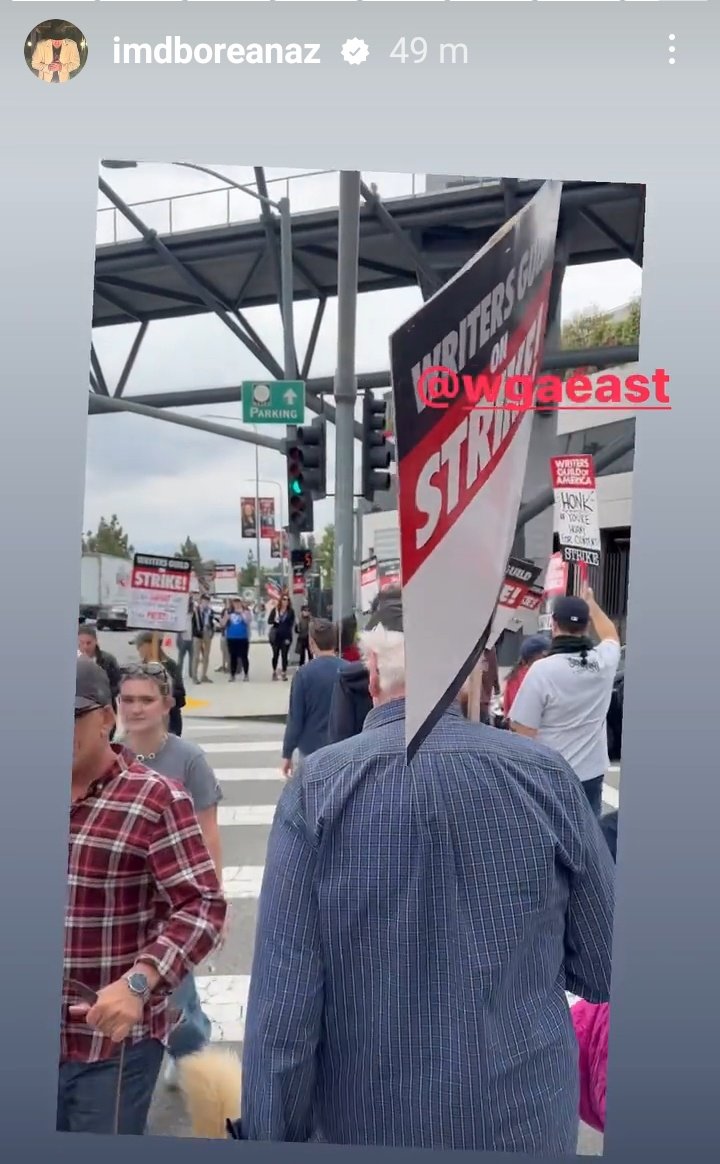 JHayesBravo1's tweet image. 🦾 ✊ #davidboreanaz #writerstrike #wga #supporthewriters  #SEALteam