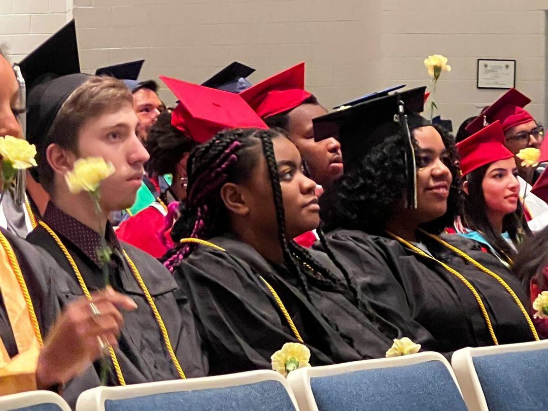 CAMPUS Seniors were honored in a celebration at Briar Woods HS. Mr. Yupanqui, former CAMPUS student and now facilitator, was asked to deliver some remarks honoring the program’s 20th year. Congratulations to our CAMPUS Titans! <a href="/LCPS_Counseling/">LCPSSchoolCounseling</a> <a href="/Titan_Counselor/">DHS School Counseling</a> <a href="/_mryupanqui/">H. A. G. S. -Mr. Yupanqui</a>