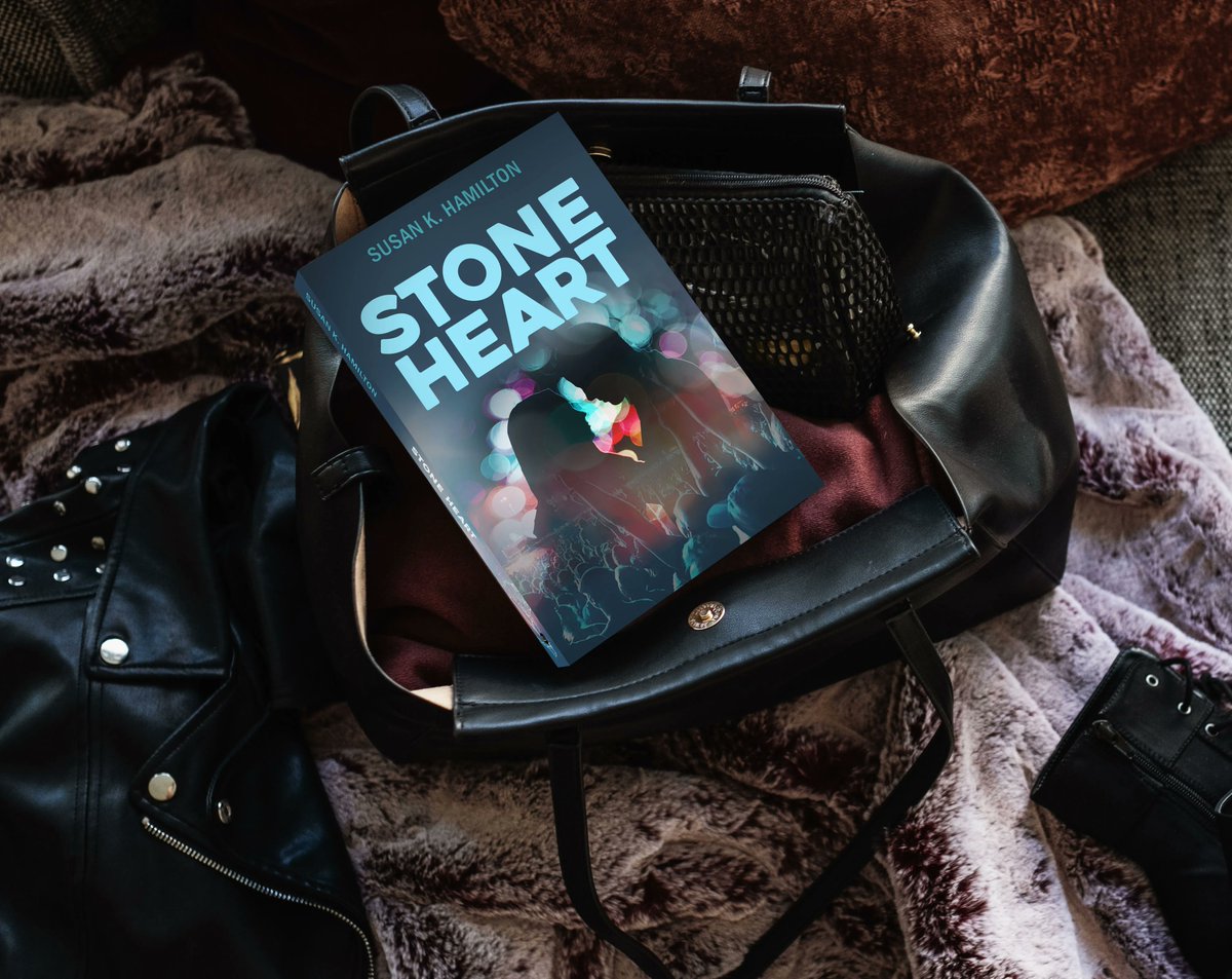 Have you ever made a regrettable decision when you were in love? Lauren Stone knows exactly how you feel. #womensfiction #music #books #StoneHeart #secondchances #foundfamily #books #booktwt #reading #amreading B&N: buff.ly/3Vs0h05 Amazon: buff.ly/3Nw6xC2