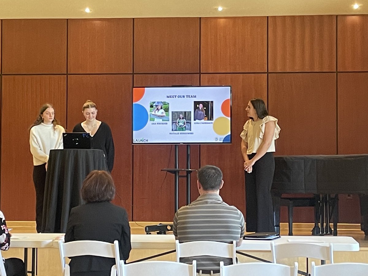 Amazing project presentations in the Media Solutions strand with ⁦<a href="/launch_sde/">LAUNCH in Elmbrook</a>⁩ !
