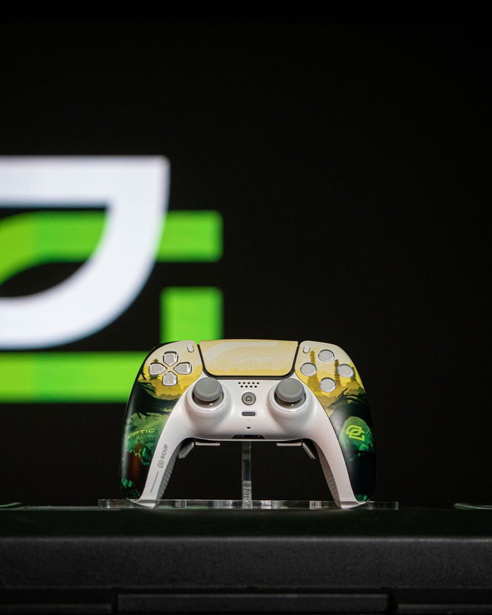 You really want one? I'm giving away TWO @OpTic @SCUFGaming EVERGREEN controllers this weekend! All you need to do is Like/RT, and tag 2 friends for a chance to win. Make sure you're following too 🔥