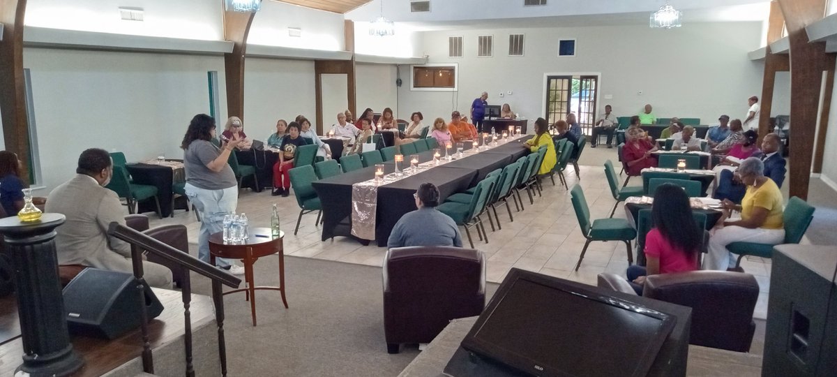 dfecdc's tweet photo. We would like to thank our vendors, partners and guests who came out today. Today was wonderful;
looking forward to the next one!ππ₯π²π₯ͺππ₯
#community #dfecdc #HTX #seniorliving https://t.co/e1Gax9rIYp