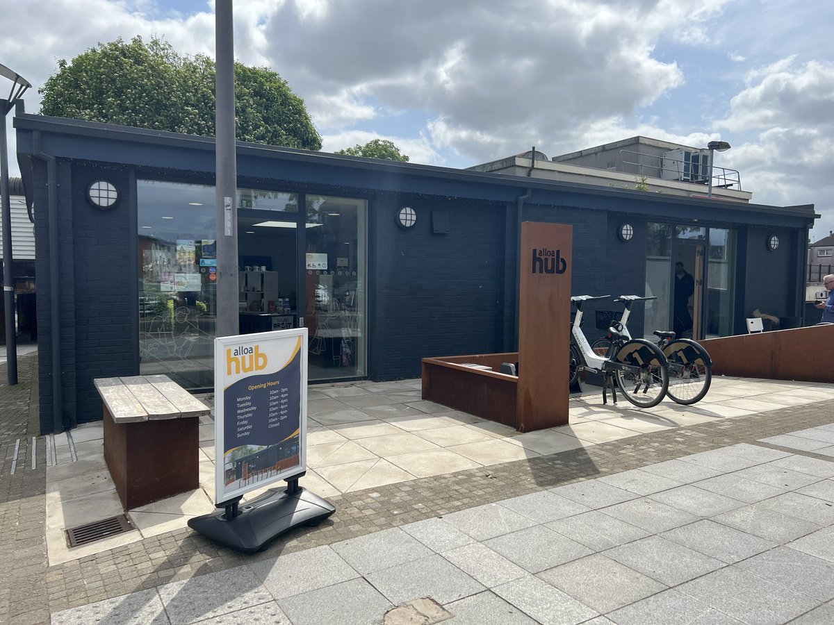 ForbesMaginnis's tweet photo. Looking forward to co-facilitating the 2nd session of the @ClacksVirtualHT @AcademyCms Employability Skills course from The Hub, Alloa. Looking fwd to welcoming @AlloaAcademy @AlvaAcademy @clackscsss @Lornshill for the next phase in Leadership Development #ImprovingLifeChances https://t.co/gdv5SOYDqF
