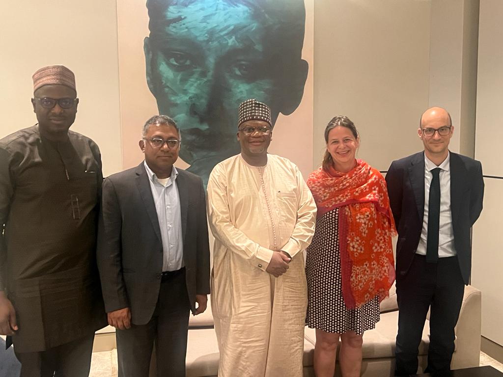 Fruitful discussion with representatives of the <a href="/WorldBank/">World Bank</a> at the 2nd Annual International Forum for the Development of the Lake Chad Region. 
<a href="/lcbc_cblt/">Commission du Bassin du Lac Tchad</a> appreciates the continued support of the bank to the development of the lake Chad region.
