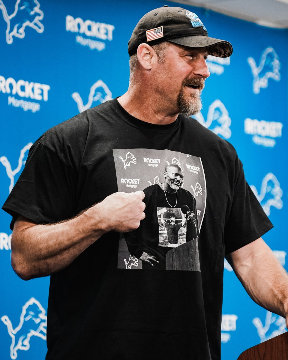 Lions's tweet photo. One great shirt deserves another. https://t.co/RhVBOXOUKf