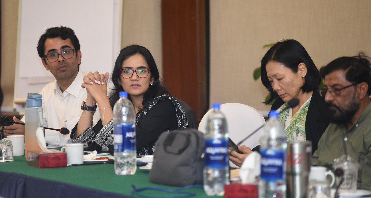 SELD_Sindh's tweet photo. and Representatives from UNICEF, World Bank, PITE, STEDA, DCAR, JICA, ITA, AKU-IED, NFE, IRC, Right-To-Play, RSU, and other stakeholders, gathered to deliberate on effective strategies for the development.#CompactDevelopment #Workshop #Learning #Sharing #Innovation https://t.co/4eWaOc1W29
