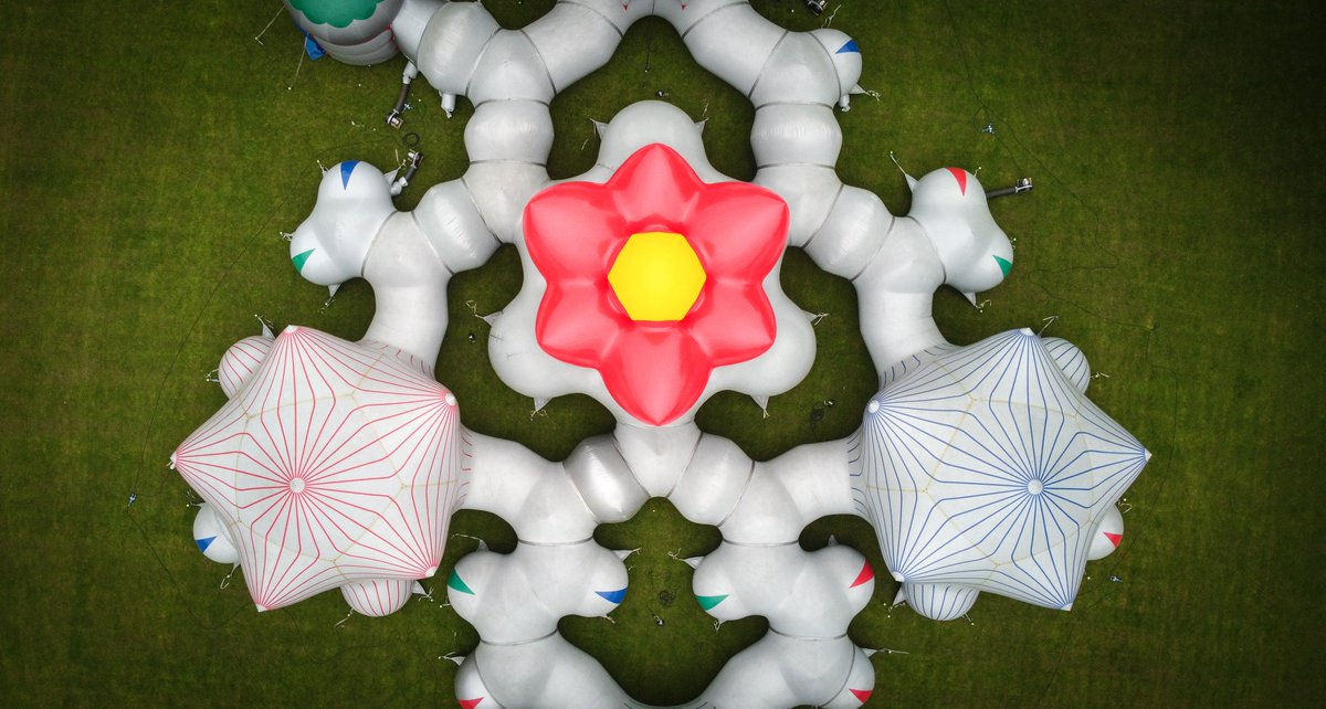 whitehillpete's tweet image. Architects of Air Luminaria 'Dodecalis' in Leek, Staffordshire as part of Outside's rural arts project #ArchitectsOfAir #LuminariuminLeek  @OUTSIDE_arts