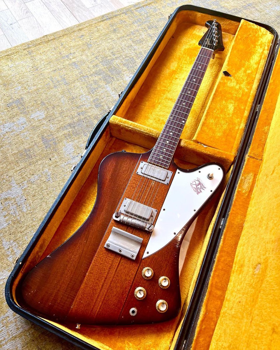 #FirebirsThurday Phil Campbell's (Motörhead) 1964 Gibson Firebird III #guitar #Gibson #FamousGuitars #PhilCampbell #Motörhead