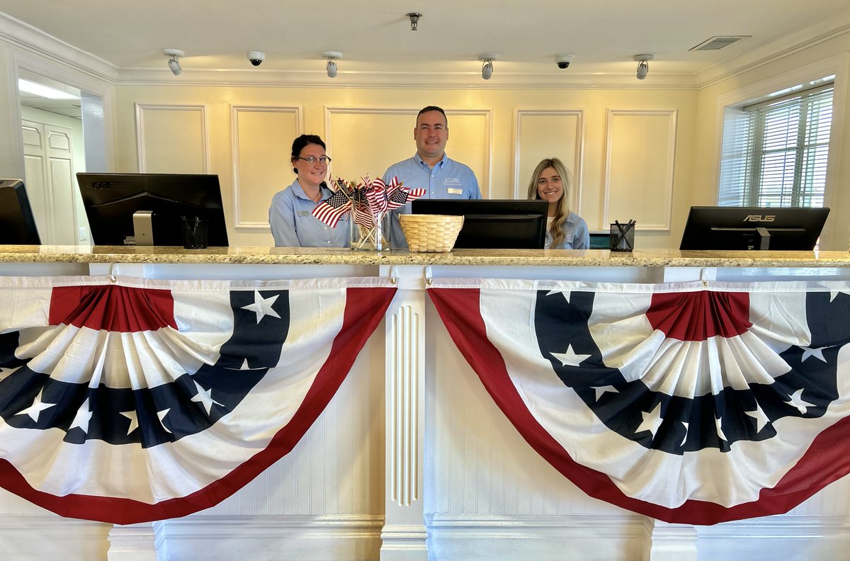 Our front desk team is ready to make your Memorial Day Weekend an unforgettable experience. 
Don’t forget to ask about all of the exciting happenings on property this holiday weekend during check-in!
