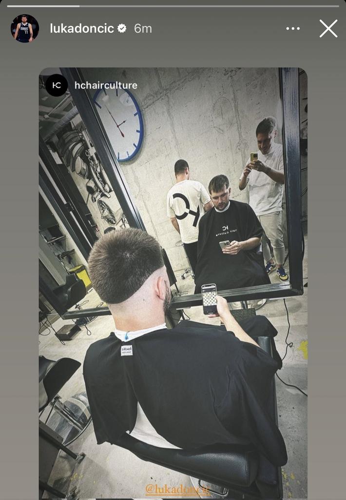 CelebrityBarberVC tweet media