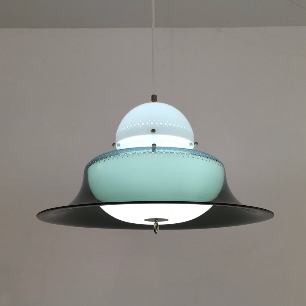 kheshtin's tweet photo. Sergio Asti: an accomplished #ItalianDesigner and architect known for his iconic industrial designs. He honed his skills at the Politecnico di Milano in the late 1940s and early 1950s and founded his own studio in 1953. #SergioAsti #LightingDesign https://t.co/KeUwgIrbDw