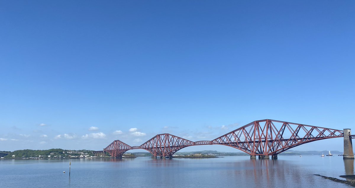 The Forth bridge - magnificent feat of engineering & always a wee heart stop seeing it stretching out into the blue yonder #forthbridges