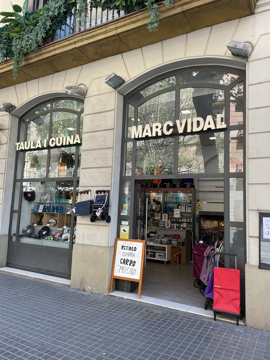 simongarm's tweet photo. @marcvidal tiene su local en BCN ? 😁 https://t.co/7K28lNCbP0