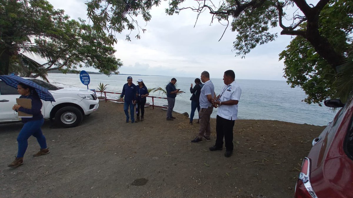 AlcaldiadeBaru's tweet photo. Tras una gira de trabajo por la ciudad de Panamá, el alcalde Marcos Beitia, recibió la información, que la Contraloria General de la República, refrendó el contrato del proyecto Muelle Fiscal de Puerto Armuelles distrito de Barú Chiriquí. https://t.co/ecoBJu9QA3