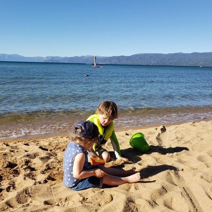 CaWaterBoards's tweet image. We’ve been out monitoring for harmful algal blooms to provide you up-to-date info on where to recreate safely this Memorial Day weekend. Note: Some lakes already have caution advisories.
Check out our HABS map: rb.gy/ngkew
More info: rb.gy/1kseh