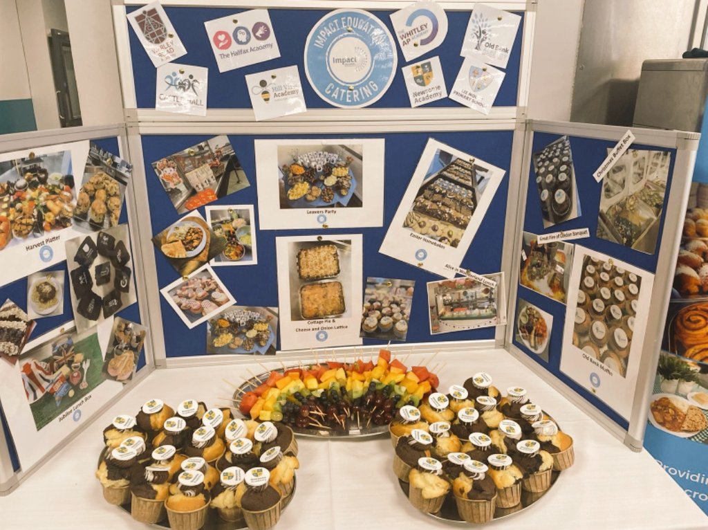 NewsomeAcademy's tweet photo. Wow
Transition evening was amazing!
So busy we had to have two sittings!
Lots of excited students and parents with great Q and A. well done Mr M and the team 💪
Welcome to the family 🙂
#freeuniform
#welcometothefamily
#Proud2B
#RITA https://t.co/tpyzp8X5Qp