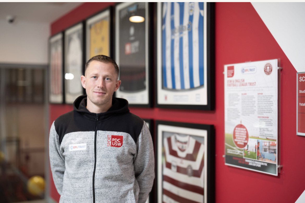 bobbybriers's tweet photo. Tomorrow I work my last day at @UniSouthWales . It’s been an incredible 14 years as student and member of staff. Thank you to the Students &amp; Mentors at the 46 @EFLTrust clubs &amp; @usw_flse @USWSport colleagues I have worked with and for. I’ve loved the journey you’ve taken me on ❤️ https://t.co/vjhwrrvUE2