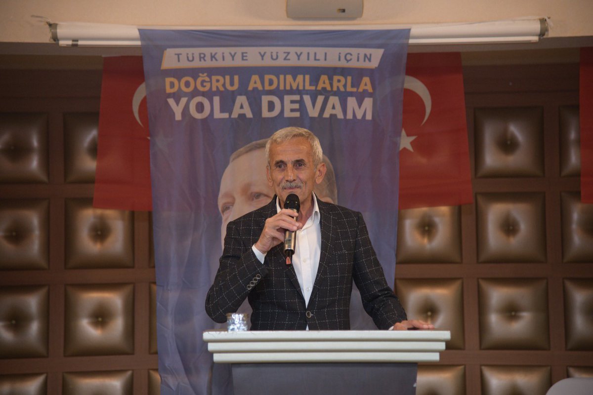 AKPARTIKAZAN's tweet photo. Biz hazırız, Kahramankazan hazır! 
Milletvekilimiz Sn. Orhan Yeğin ve Belediye Başkanımız Sn. Serhat Oğuz’un katılımlarıyla; 28 Mayıs seçim gününde görev alacak teşkilat mensubu arkadaşlarımızla bir araya geldik. Koordinasyon toplantımızı gerçekleştirdik https://t.co/2PzvvgrhF6