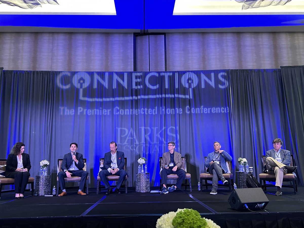 Kicking off the FINAL panel on day 3 of #CONNUS23! 🎉

@Gregorycouv @PeterGiac @DanHerscovici @edisonventure @mobilityVC 

#investors #business #network #networking #thestar #frisco #DallasCowboys #DallasTexas #connections #data #entrepreneur #startup #tech