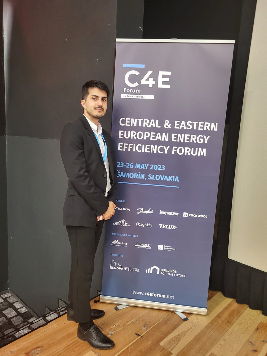 ae3r_ploiesti's tweet photo. #C4E- Forumul pentru Eficiența Energetică din Europa Centrală și de Est 2023 are loc în Šamorín, lângă Bratislava, Slovacia. AE3R a fost reprezentata de domnul Alexandru Coman, expert energetic, alaturi de partenerii din Proiectul @EUKI_Climate #Renocally https://t.co/YeXkQDLWdg