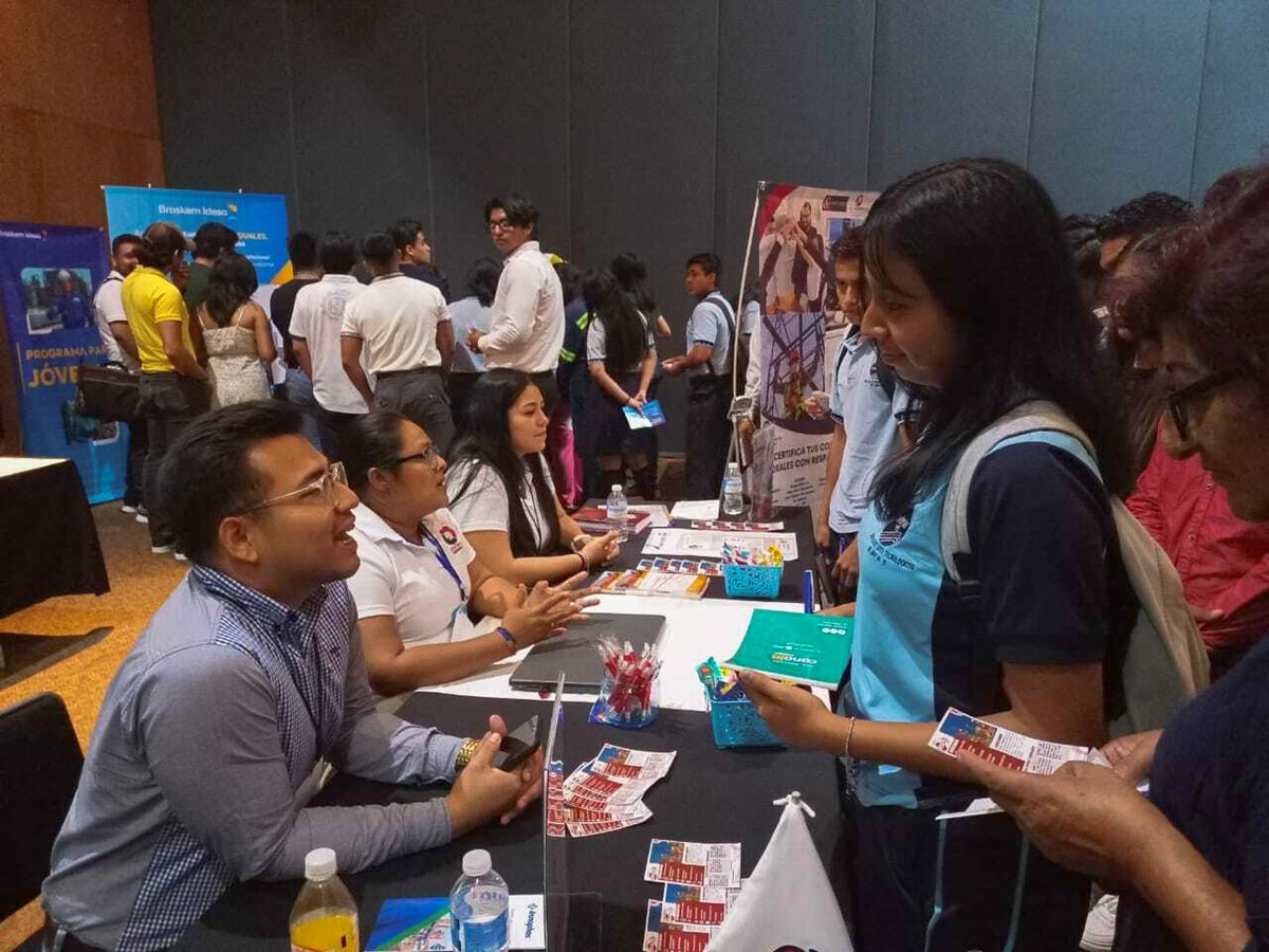 esiapi_oficial's tweet photo. #CONAIN representa una oportunidad para que nuestros alumnos próximos a egresar, conozcan la bolsa de trabajo de la zona y se relacionen con las industrias más importantes en #Coatzacoalcos . https://t.co/lQ6GdIAaVS