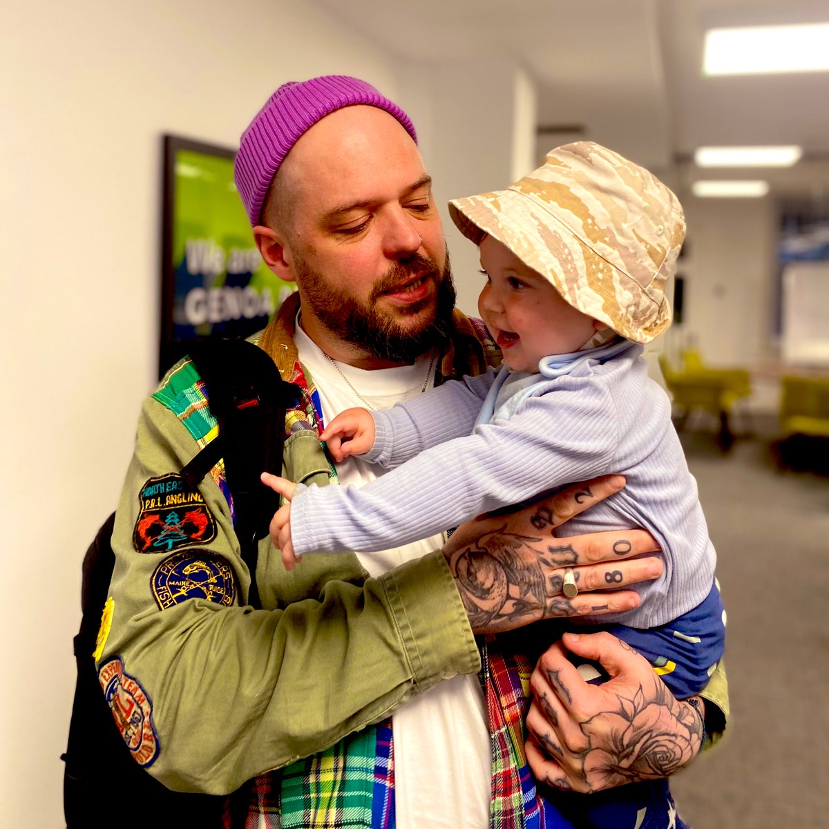 Welcome aboard Keith Anderson He’s the big fella introducing one of his wee fellas to the studio. Exciting times ahead #designboom #newstart #firstweek #designerhats