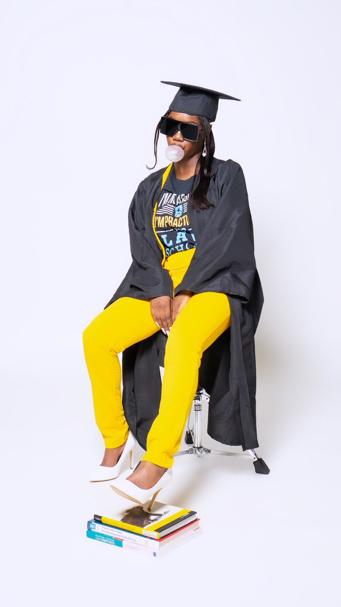 FSU Grad from the 757👩🏾‍🎓📍

-Honors Graduate
-Phi Eta Sigma Honor Society
-Psi Chi Honor Society
-Student Body President 2 terms
-NAACP President for 3 terms 
-Teaching Assistant for Psychology 3 years 
&amp; More!

Finished with a 4.0 &amp; a nice  full time job in my field. I’m lit!🥂