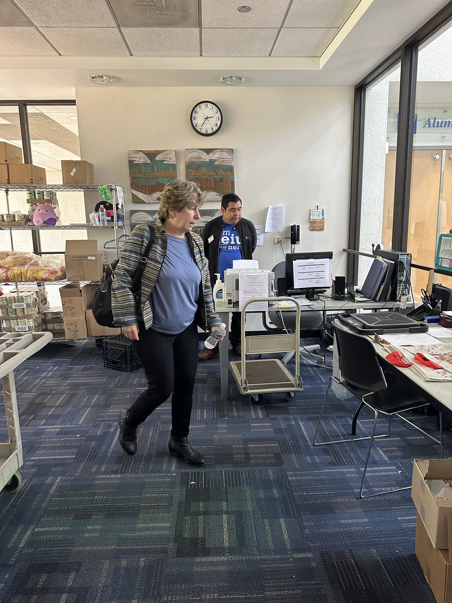 AFTunion's tweet photo. This #FASTFund Consortium, a collaboration between Believe in Students, MATC Local 212, @neiupi, & @CCCTU_Local1600, is working to address challenges to college affordability with things like this Food Pantry. https://t.co/p3dQ4CqKpX