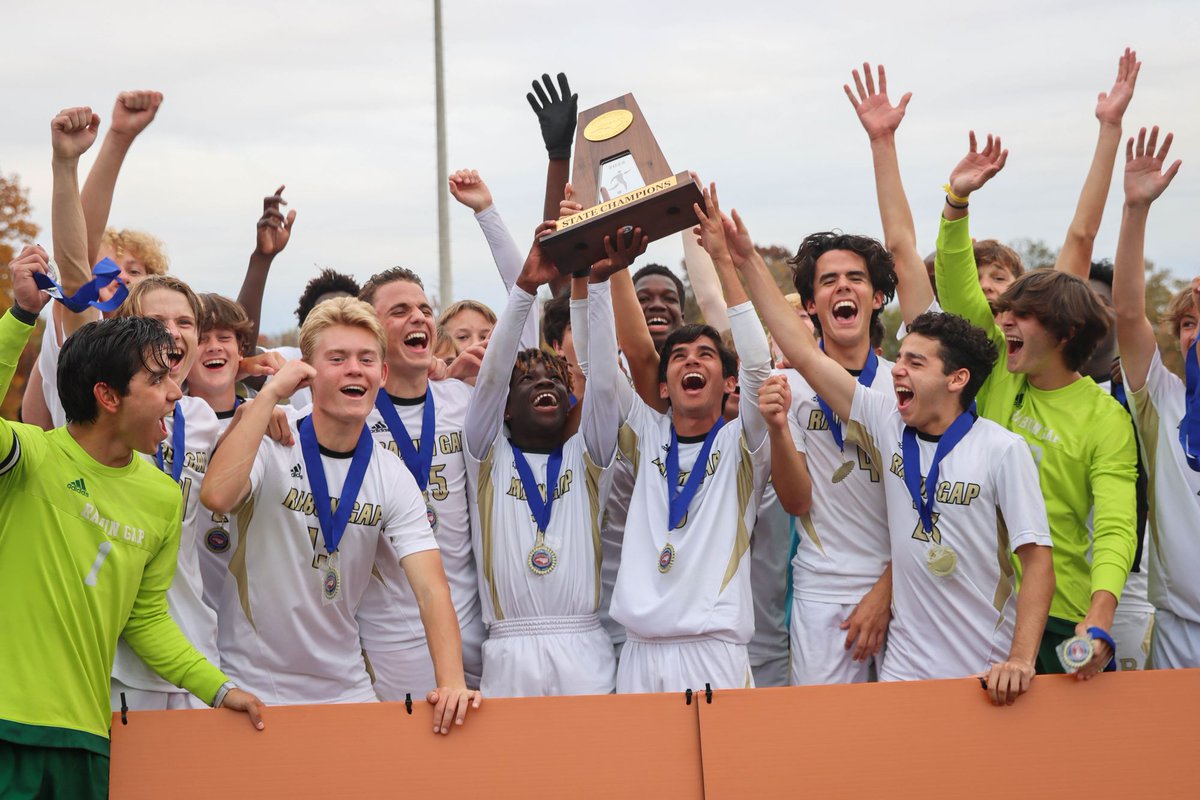 Rabun Gap-Nacoochee School tweet media