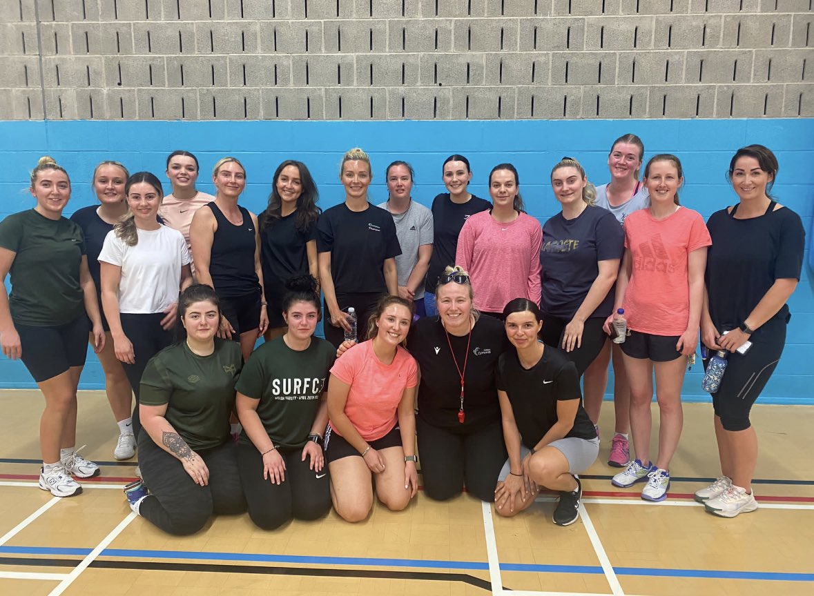 Back2Netball Merthyr season ✅ for the summer period! So proud of these ladies, who have had 10 week training block followed by some friendly games. Seeing the progress but also to see them enjoying themselves has been brilliant! 😍Diolch ladies! And see you in August 2023 💪🏼🔥🙌🏻