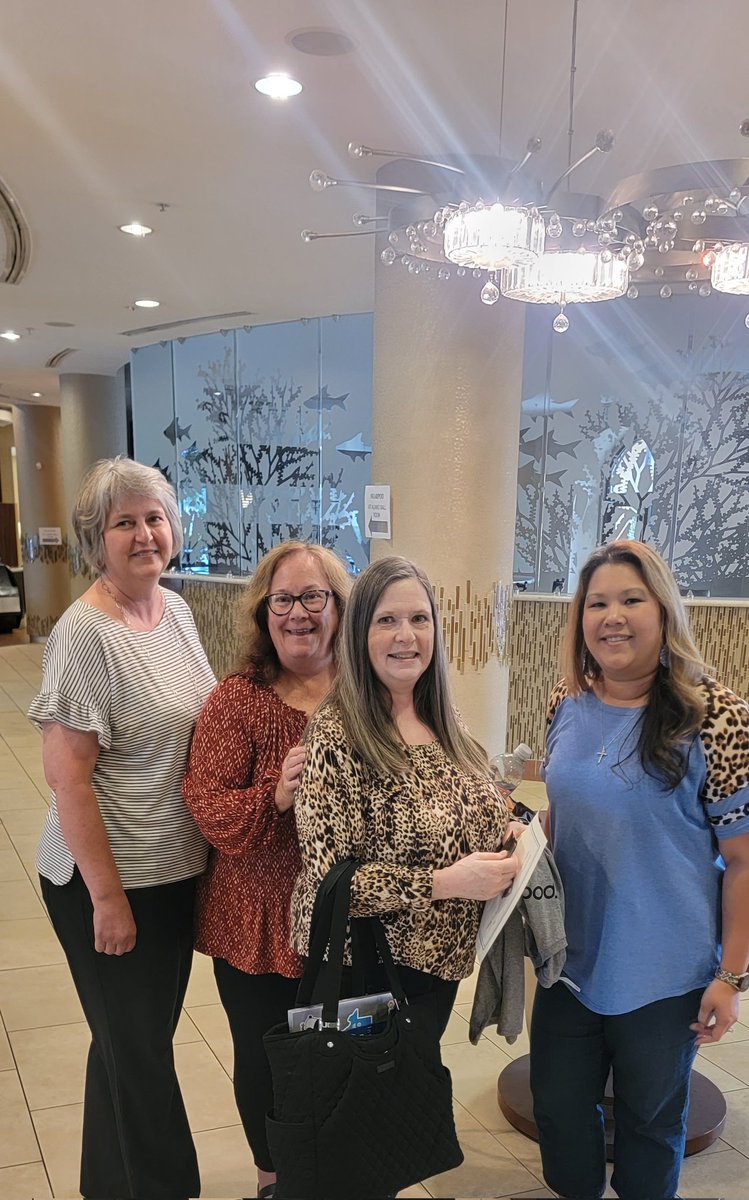 Chi Rocha tweet media