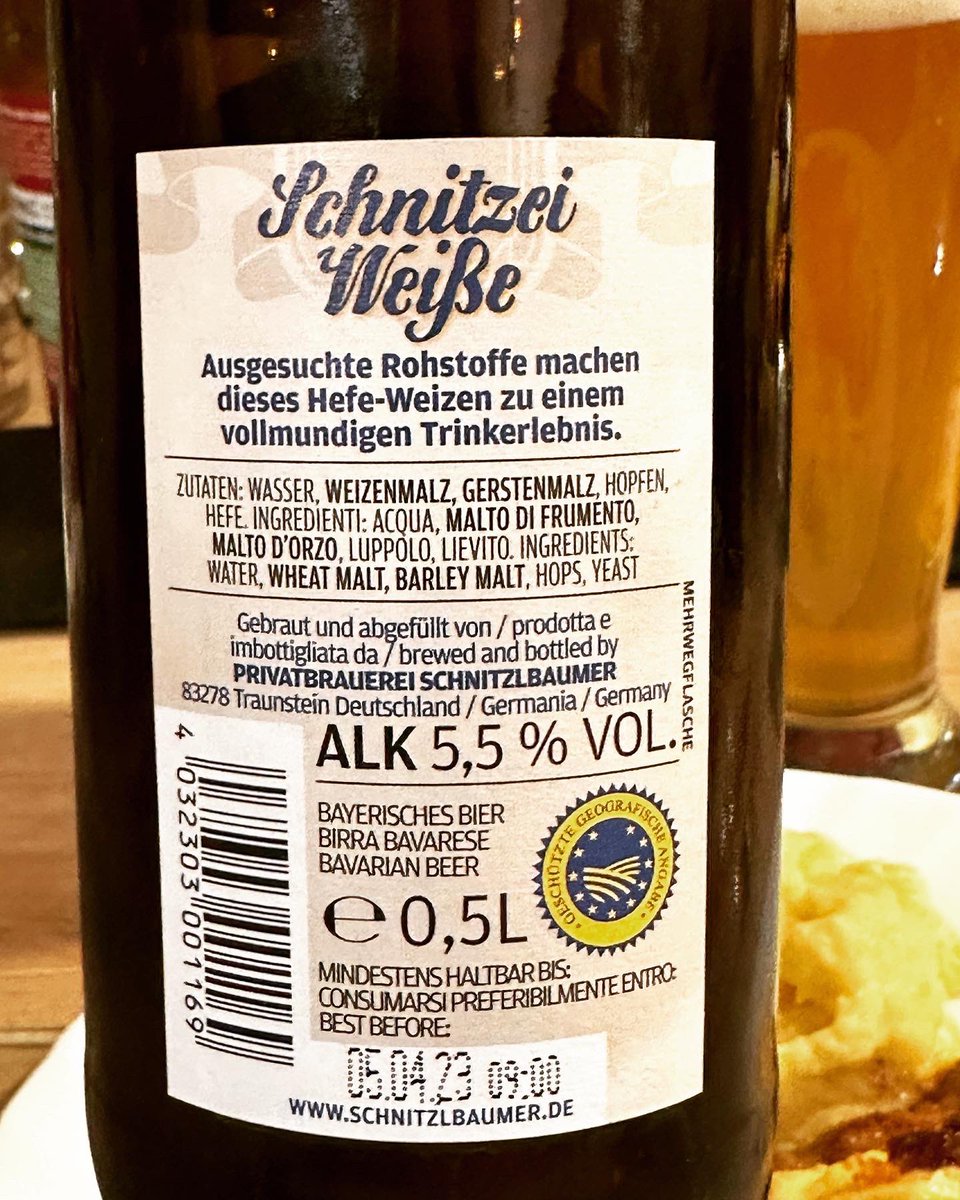 gummibierchen's tweet photo. #Weissbier der #BrauereifamilieFräuendörfer! #Schnitzeiweiße, aber was ist #Schnitzei🍺#germanbeer #germanbier #deutschesBier #schnitzelbier #schnitzelbeer #snitzelbeer #PrivatbrauereiSchnitzelbaumer #lunchbeer #hefeweizen #hefeweizenbeer #biervielfalt #biergenuss #biergehtimmer https://t.co/gNDJ5XP8qr