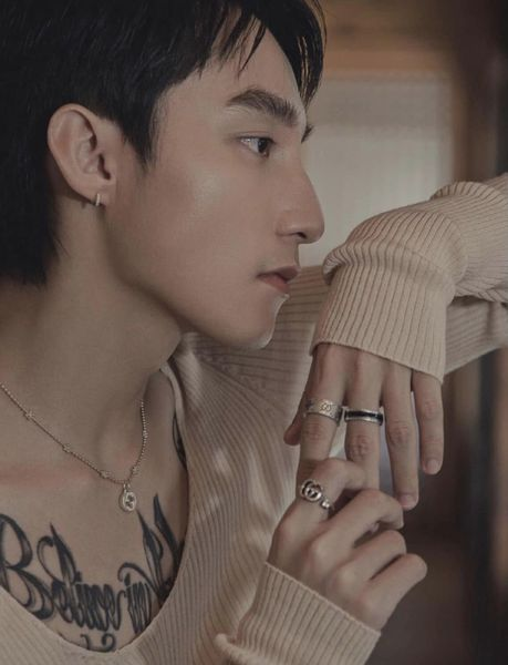 sontung_mmeme's tweet photo. Giới thiệu với mọi người đâyyy là chồngggg tuiii 📷
#SonTungMTP #Mmeme https://t.co/bT9Jtetd6k
