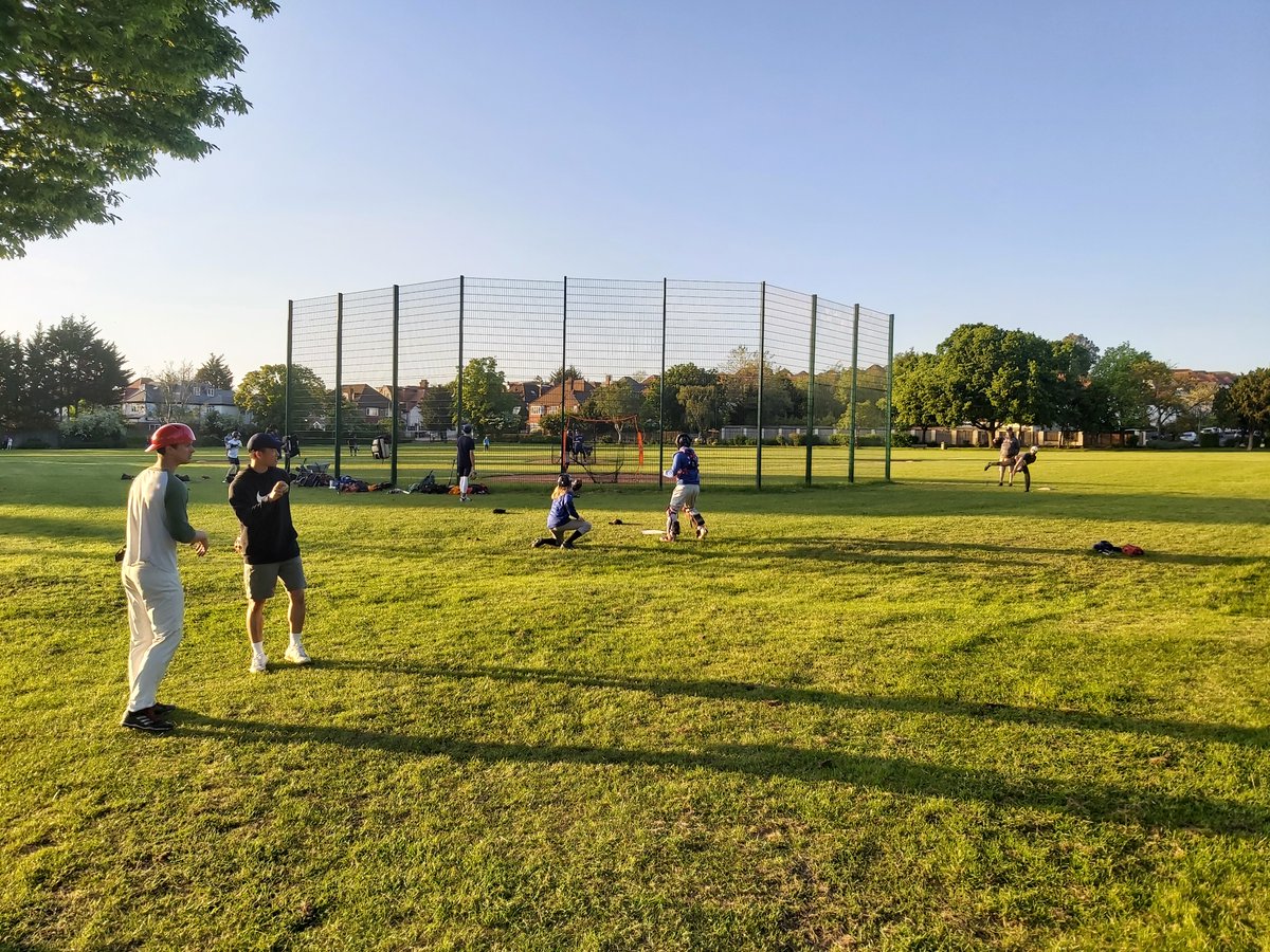 Herts Baseball Club tweet media