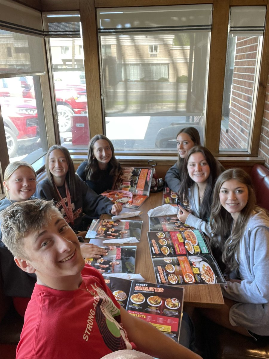 Denny's - half way to Ship