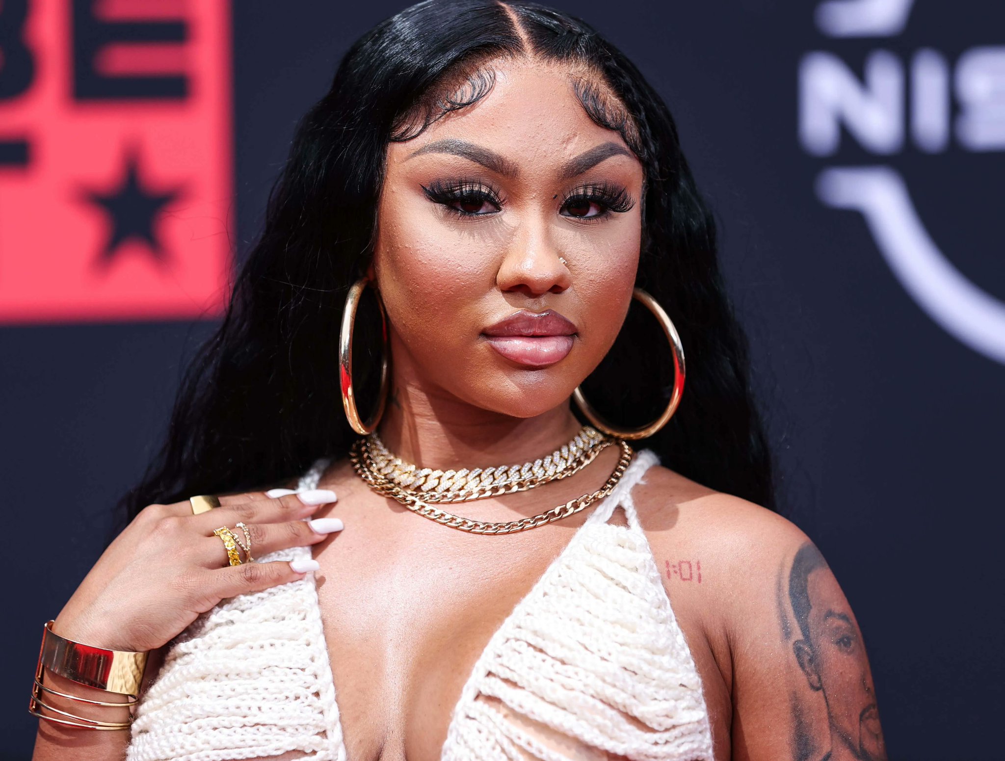 Barstool Sports on Twitter: "MoneyBagg Yo's Girlfriend Ari Fletcher Is