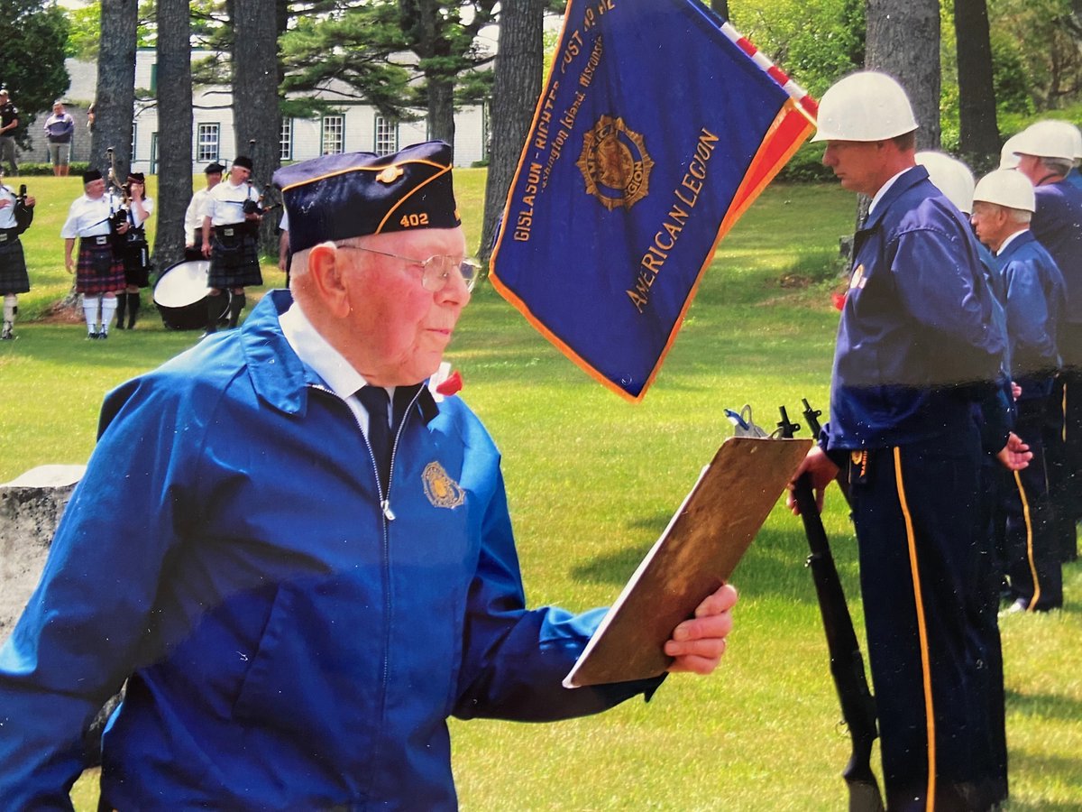 ObserverIsland's tweet photo. This photo from the #AmericanLegion Archives shows Jake Ellefson reading the Roll Call of #veterans buried at the Island Cemetery, during a #MemorialDay Program perhaps 20 years ago.
Today there are over 290 names of veterans on that list.
Photo by Jim Morris
#washingtonislandwi https://t.co/7jaiht9iS8