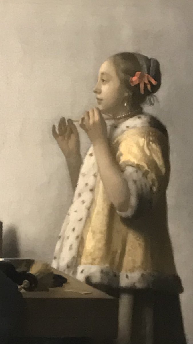 bergersmicer's tweet photo. #Vermeer @rijksmuseum - making voyeurs of us all three centuries before Hitchcock. Absolutely extraordinary. https://t.co/40knsmMaxh