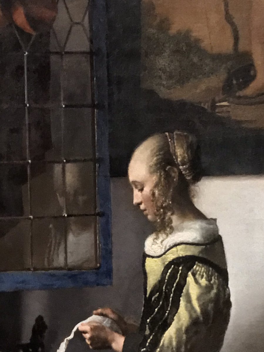 bergersmicer's tweet photo. #Vermeer @rijksmuseum - making voyeurs of us all three centuries before Hitchcock. Absolutely extraordinary. https://t.co/40knsmMaxh