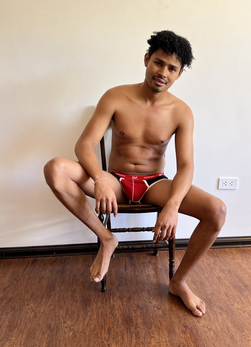 Dani21bb's tweet photo. Quieres despertar mi 🍆🙈 dale RT para más contenido en mi onlyfans 

https://t.co/EyjstCjrNs https://t.co/m16wABHsyW