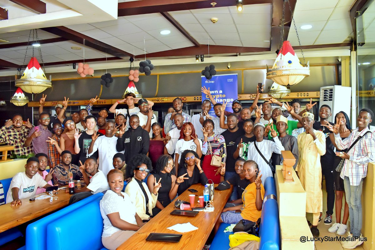EmmanuelAjao2's tweet photo. The Hangout was truly remarkable, surpassing the value of the time I spent there. I would like to express my heartfelt gratitude to the @_CryptoBootcamp for providing me with this invaluable opportunity.
#Bitcoin #cryptocurrency #PizzaDay
#BPDH #BPDH23 #LagosBPDH23 #CBC https://t.co/OwwGGuX2us