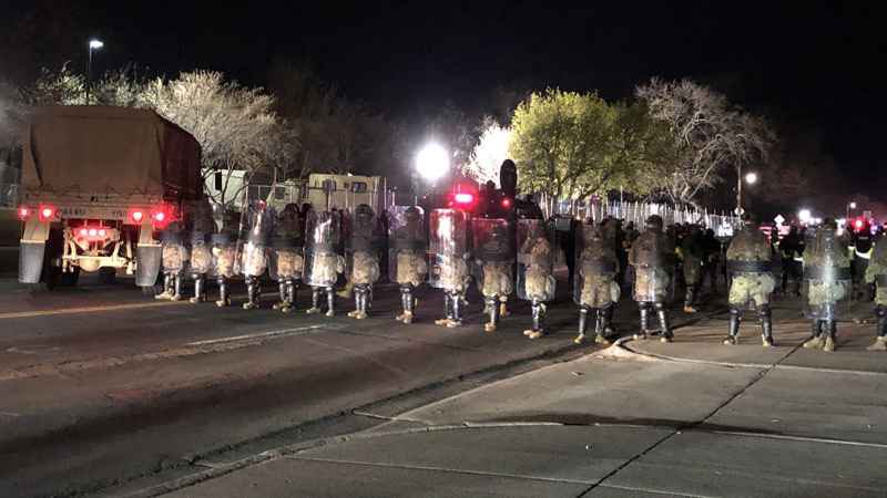 SRA_Minnesota's tweet image. Tim Walz in 2023: “George Floyd’s murder ignited a global movement, and awakened many Minnesotans”

Tim Walz’s real-time response to said movement: