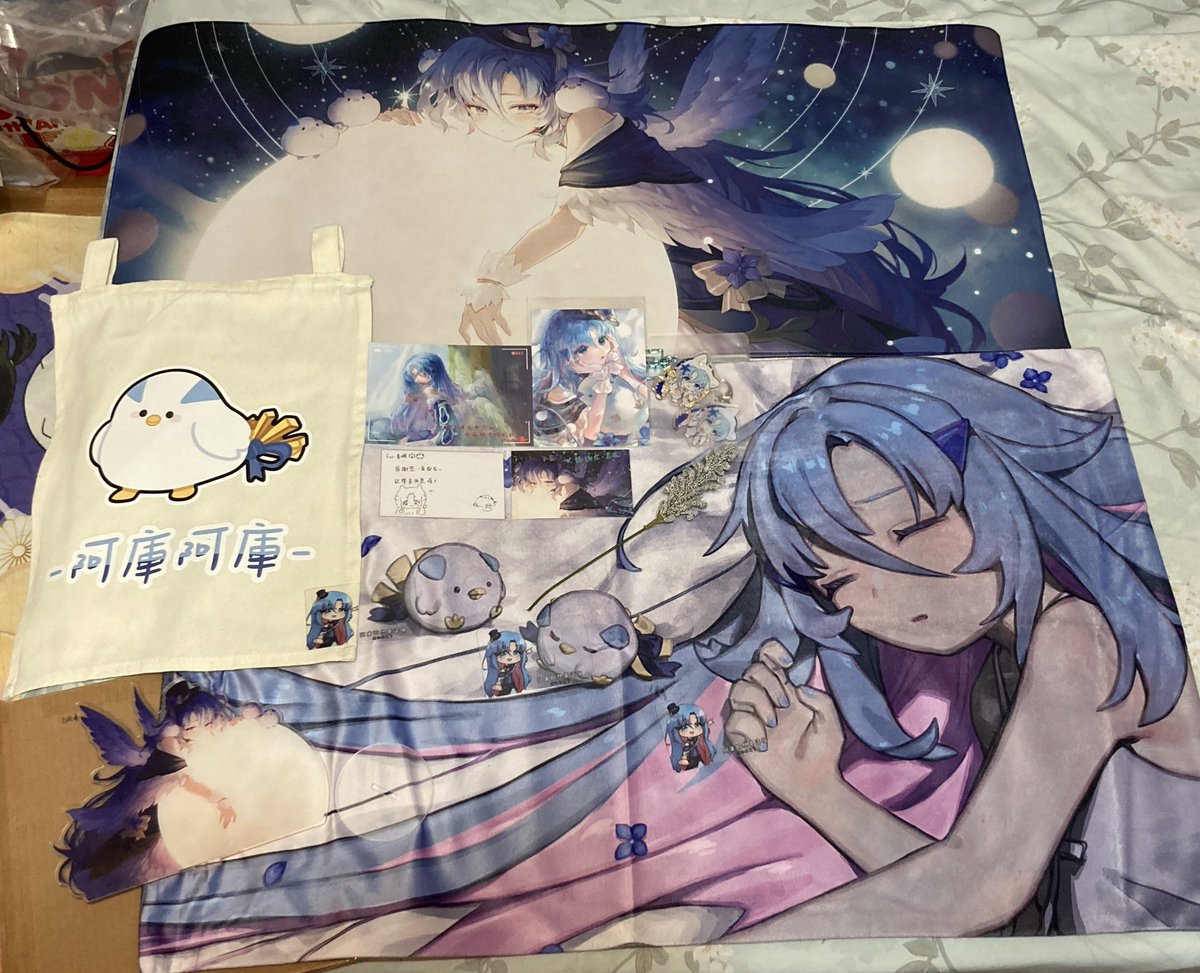 windyday117's tweet photo. 阿庫阿庫在我門上了
一直都在👀
(O兔發現門邊有彩蛋!
#AKMerch https://t.co/1qrDF5qE30