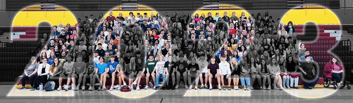 ArtAtTheCoop's tweet image. Happy Last Day of High School to the Class of 2023!!! So proud of you! Go do great things 💛 @Boone_County @RCHS_Jaguars