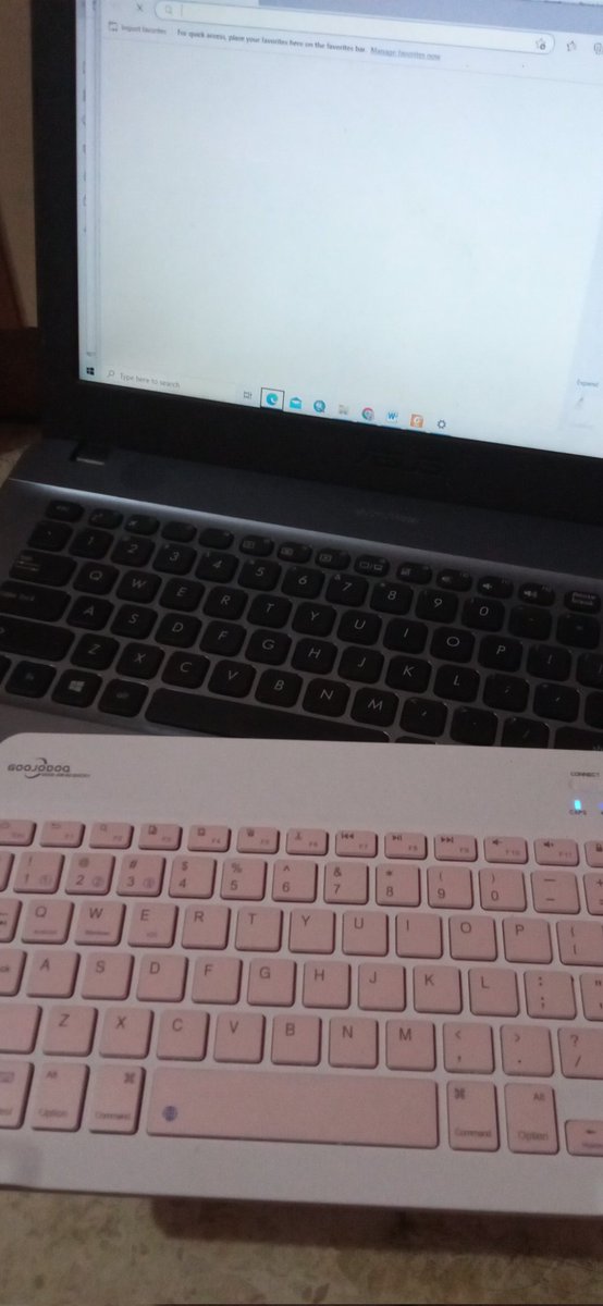 ga ada yg bener nih keyboard😭😭