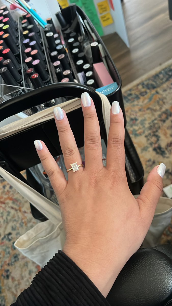 Hot_Rod_2's tweet photo. @SallyHansen how do I get this color in a gel??? 
Fluer-T https://t.co/q3wc8Ck7ki