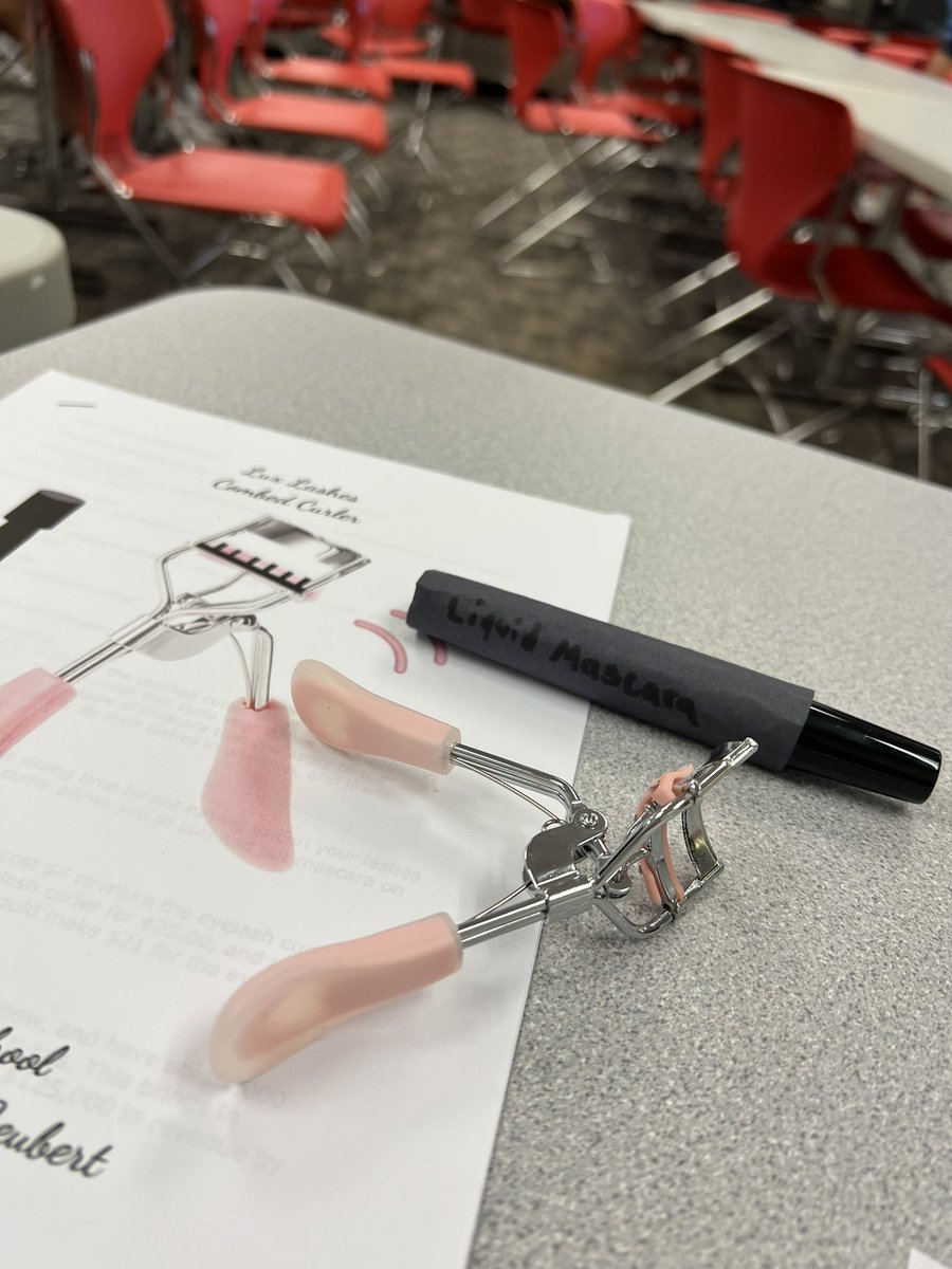 MsPoseys_Class's tweet image. Earlier this week students walked into the Shark Tank to present their ideas in Intro to Accounting. Between a custom cattle gate, a lash curler/mascara applicator, push toothpaste tube and custom dog treats, the students creations were great this year!🦈