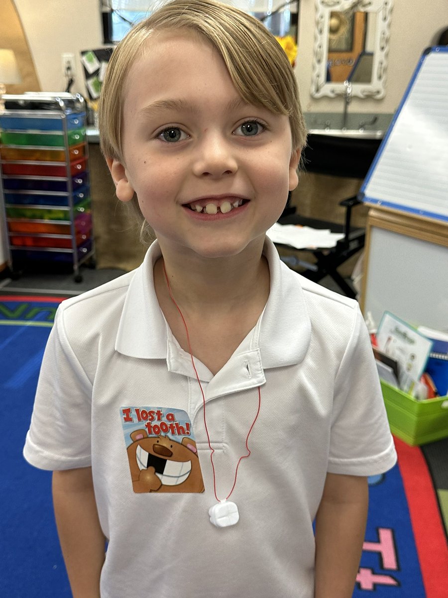 mpowell_gses's tweet photo. MISSING: Two Teeth!!🦷🦷 FOUND: Two BIG smiles. 🧚‍♀️🧚‍♀️ https://t.co/6cVmVvkPFr